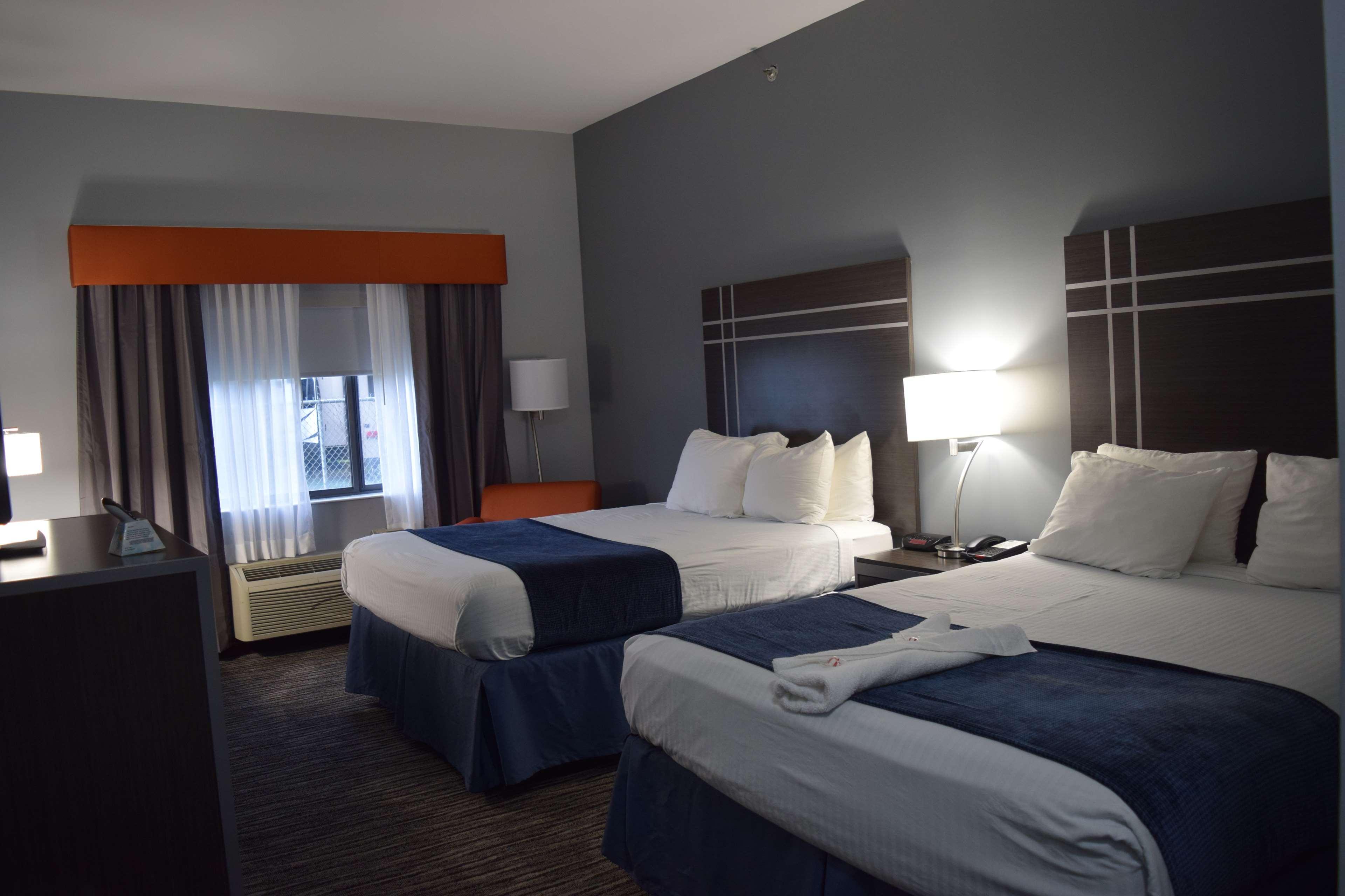 Best Western Elkhart Inn & Suites Buitenkant foto