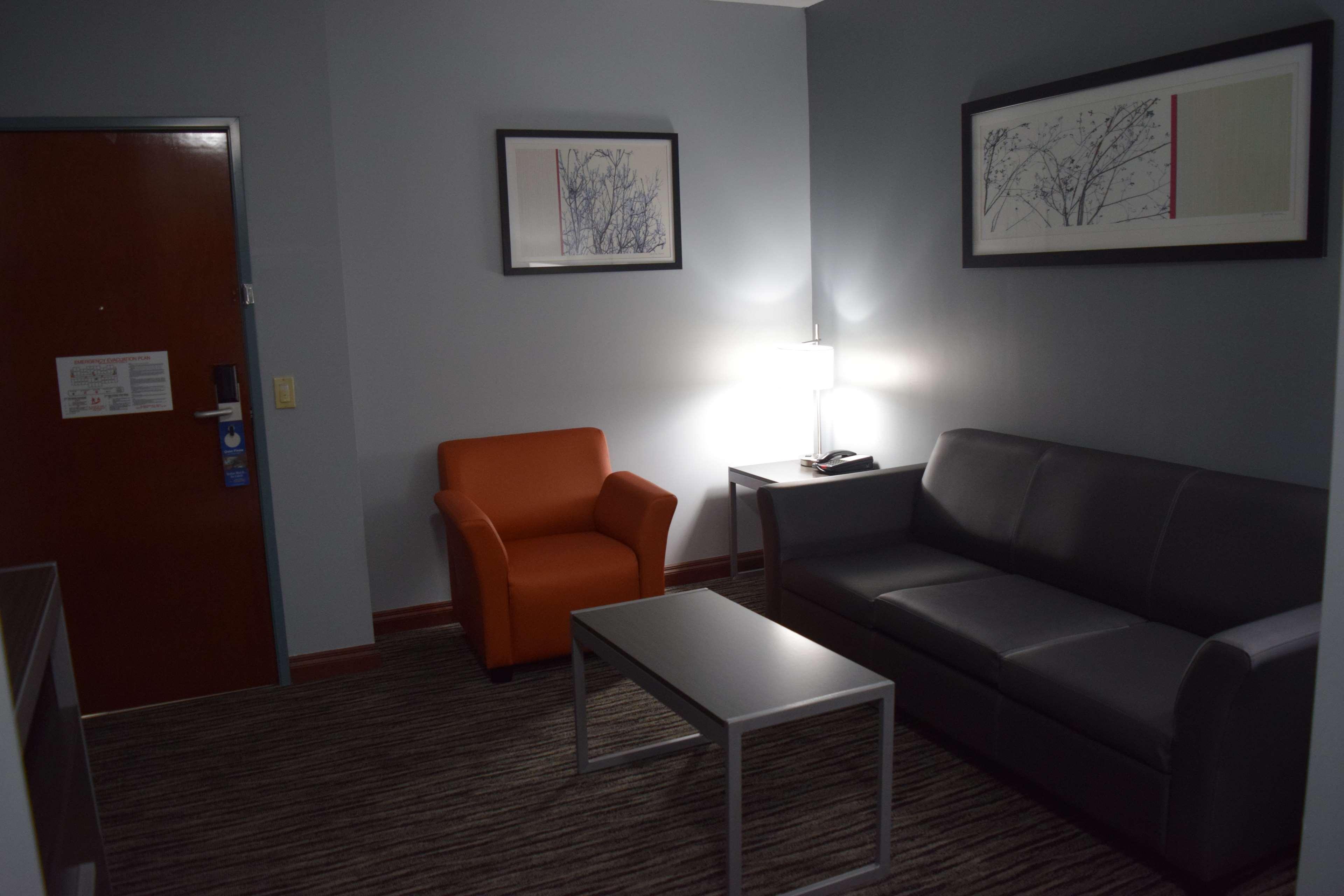 Best Western Elkhart Inn & Suites Buitenkant foto